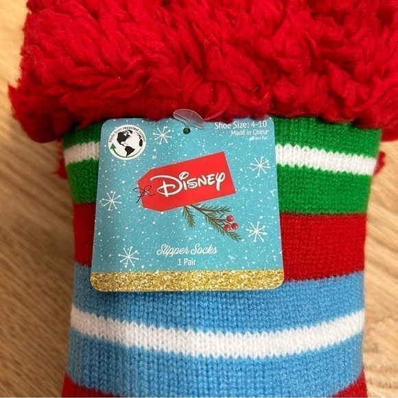 Lilo & Stitch Christmas Slipper Socks NWT Disney Red Blue Gripper Women’s 4-10 - Picture 4 of 5
